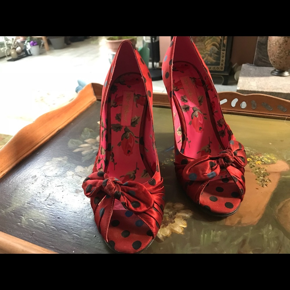 Betsey Johnson women’s heels Size 7 Red hot!